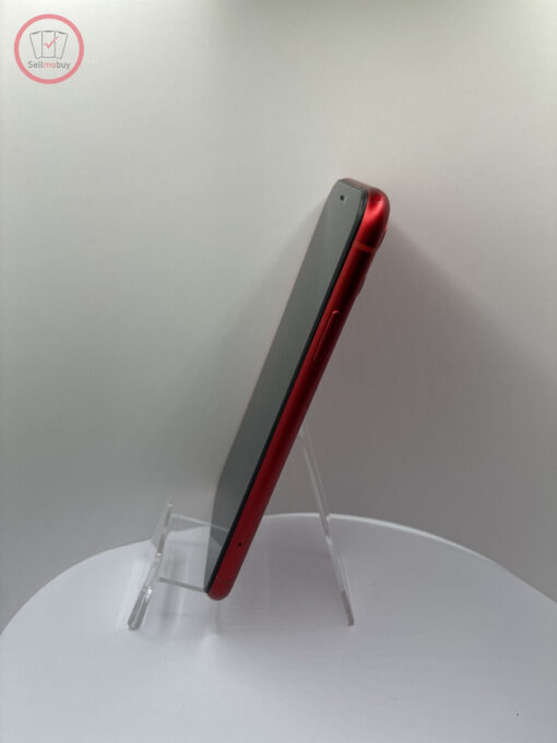 Apple iphone 11  128GB Red - Image 4